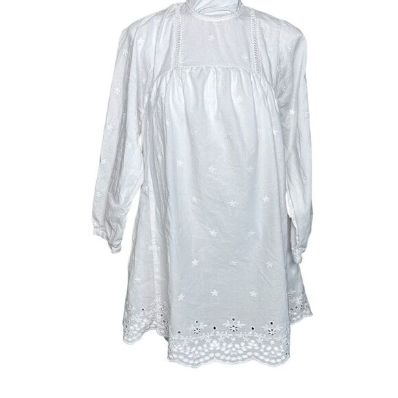 Urban Outfitters Beatrice Eyelet Babydoll Romper Women’s Size Small - Picture 1 of 13